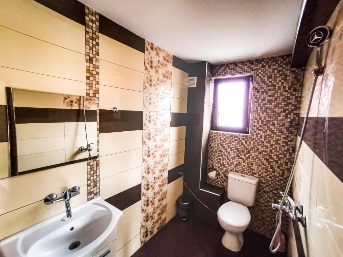 Hotel Alikante Sarnitsa Bagian luar foto