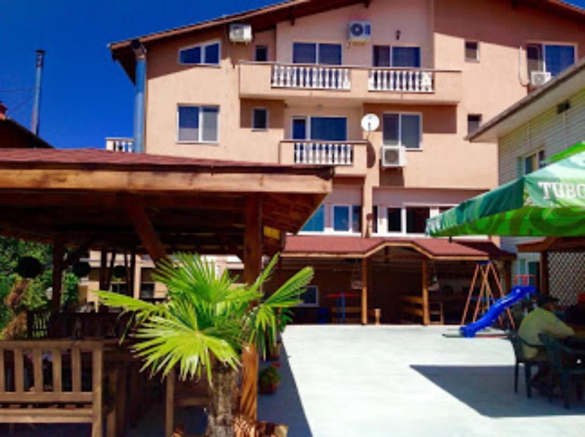 Hotel Alikante Sarnitsa Bagian luar foto